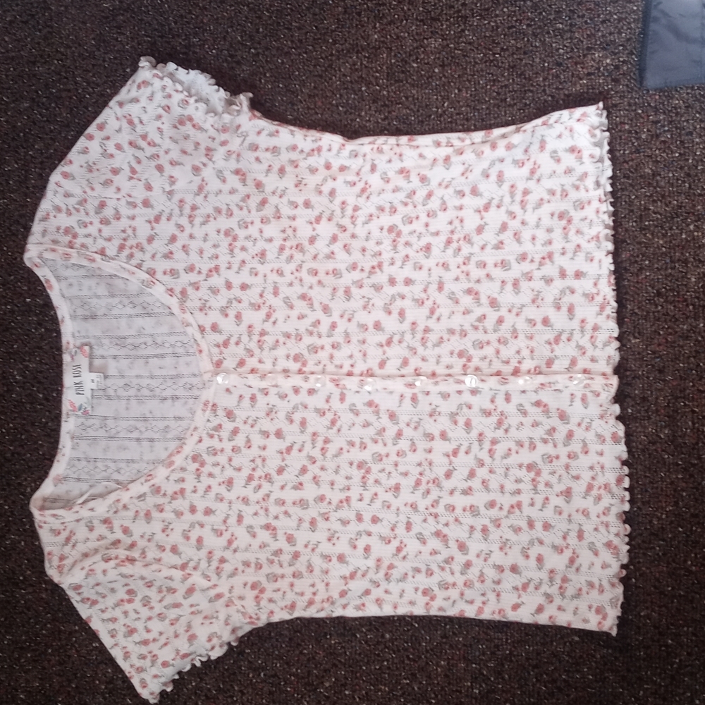 A white floral T-shirt
